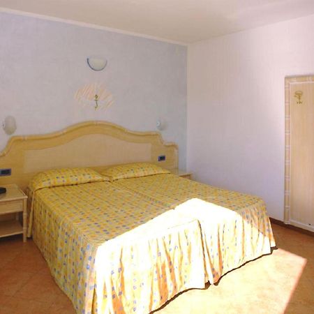 Surf Hotel Pier - Montagnoli Group Лімоне-суль-Гарда Екстер'єр фото